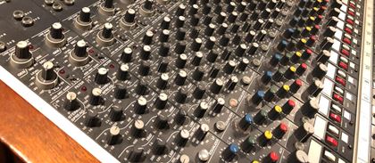 Studer-900 series mixer FOR SERVICE/SPLIT